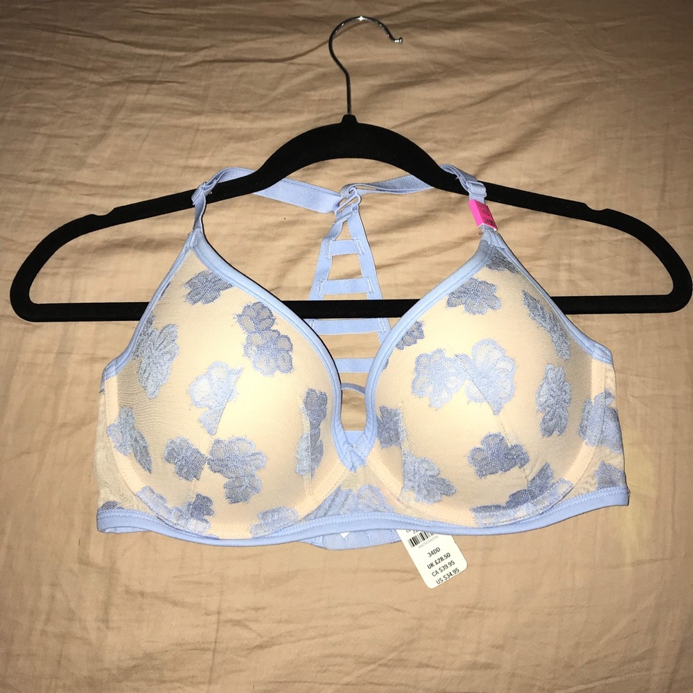 PINK Victoria’s Secret lightly lined bra 34DD